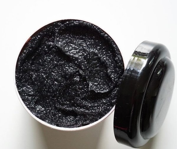 Ziaja Jeju Körperpeeling mit schwarzem Zucker 200 ml